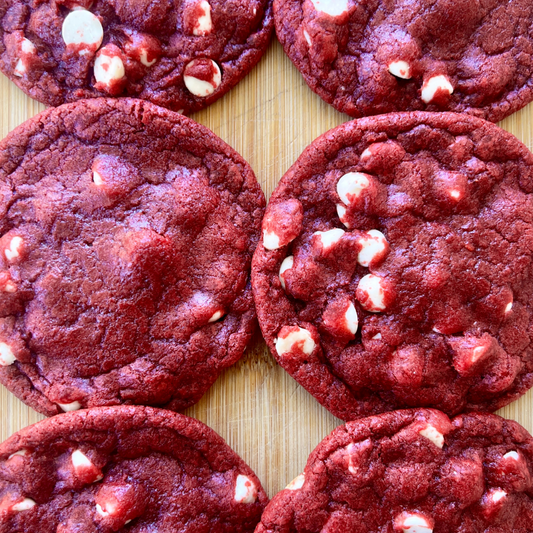 RED VELVET WHITE COCOLATE CHIP
